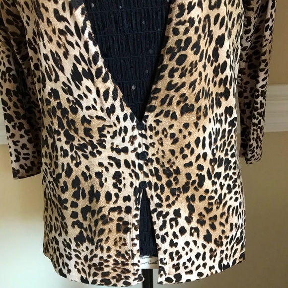 LIKE NEW AUGUST SILK ANIMAL PRINT CARDIGAN SWEATER - Picture 6 of 8